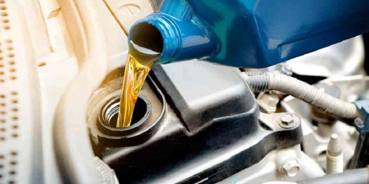 Bao lâu thay nhớt xe máy?