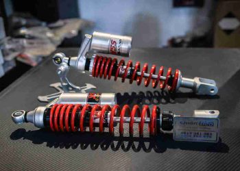 So Sánh Giữa Các Loại Mẫu Phuộc YSS