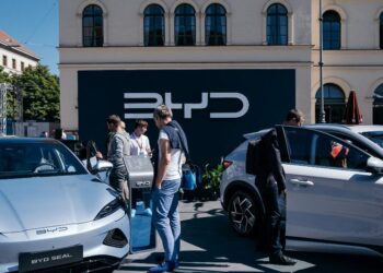 BYD chuyên sản xuất các dòng xe điện và xe hybrid