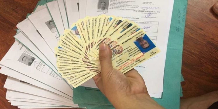 Giấy phép lái xe đại biểu cho khả năng điều khiển xe cơ giới 