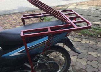Giá chở hàng xe máy là gì?