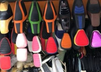 Vỏ bọc yên xe máy dùng để bảo vệ yên xe 