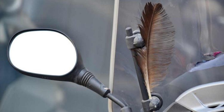 Gương xe máy mang lại nhiều công dụng hữu ích cho con người