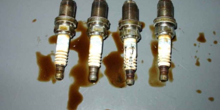 Bugi là bộ phận cuối cùng của hệ thống đánh lửa