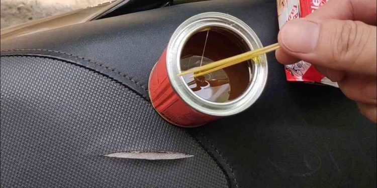 Cách sử dụng các công cụ và dụng cụ khắc phục yên xe máy bị rách