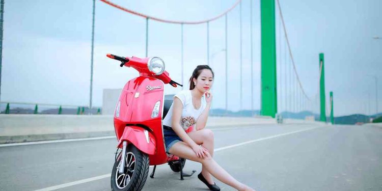 Tiết kiệm chi phí hơn khi sử dụng xe máy điện